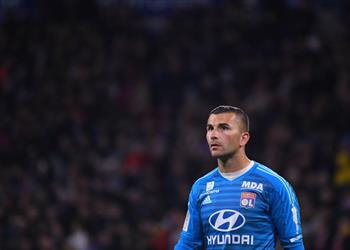 باريس سان جيرمان يقترب من التعاقد مع لوبيز حارس ليون