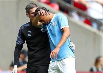 المدير الرياضي لبايرن ميونخ يعلق على إصابة ساني