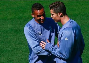 فيديو رونالدو يرحب بدانيلو في يوفنتوس