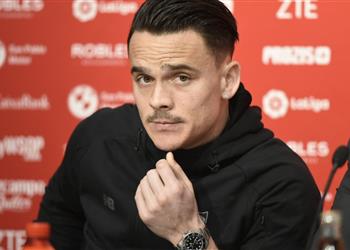 إشبيلية مهدد بفقدان ثلاثة من لاعبيه مجانا بسبب سوء المعاملة