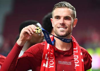 هندرسون يطالب زملائه بنسيان الموسم الماضي والتركيز على ما هو قادم