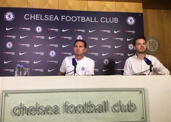 لامبارد يؤكد جاهزية كانتي لمواجهة مانشستر يونايتد ويدافع عن لويز بعد انتقاله لآرسنال