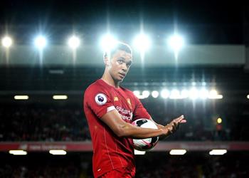 ألكسندر أرنولد يحصل على جائزة رجل مباراة ليفربول ونورويتش سيتي