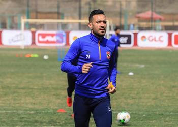 تقارير الأهلي السعودي يطلب ضم علي معلول ومهلة 72 ساعة لحسم الصفقة