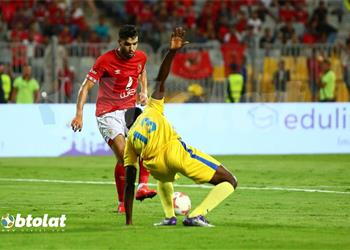 بالفيديو رأسية أزارو تمنح الأهلي التقدم بثلاثية على اطلع بره في دوري أبطال إفريقيا