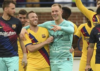 موندو ديبورتيفو تصدم برشلونة بالمدة المتوقعة لغياب نيتو