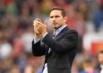 وانقلبت الآية لامبارد ينتقد مورينيو بسبب رأي الأخير في الخسارة الثقيلة لتشيلسي