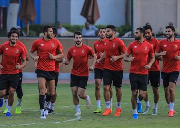 بطولات يكشف شرط الأهلي للموافقة على بيع لاعبيه في الميركاتو الصيفي