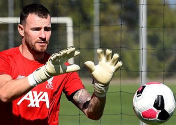 لتعويض غياب أليسون ليفربول يتعاقد مع حارس مرمى جديد