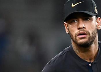 إذاعة إسبانية وفد من برشلونة يطير إلى باريس لحسم صفقة نيمار