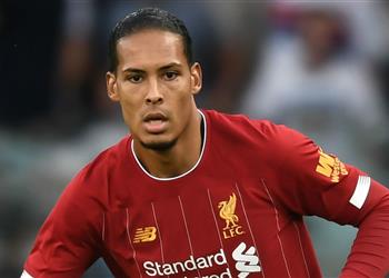 فان ديك سنفعل ما في وسعنا للتويج بالسوبر الأوروبي وترشيحي للكرة الذهبية شرف