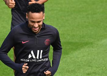 أسطورة باريس سان جيرمان يلوم نيمار على تصريحاته المستفزة