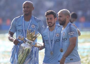 جوارديولا يوافق على مشاركة أجويرو وسيلفا في مباراة وداع كومباني