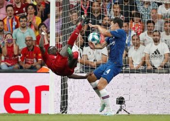 فيديو ساديو ماني يعترض على عدم احتساب ركلة جزاء في السوبر الأوروبي أمام تشيلسي