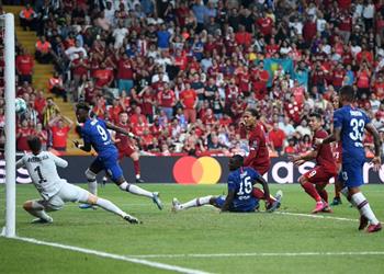 فيديو جورجينو يتعادل لتشيلسي أمام ليفربول من ضربة جزاء في السوبر الأوروبي