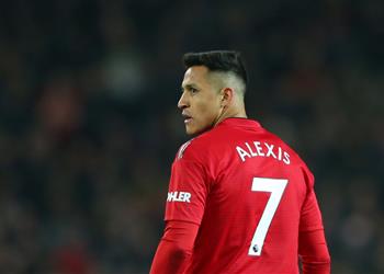 سولشاير ينفي معاقبة سانشيز ويلمح لبقائه