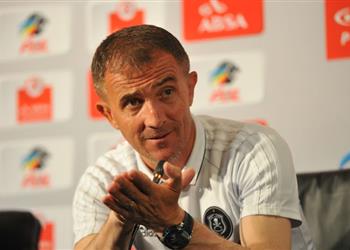 ميتشو يشن هجوم ا ناري ا على رئيس الزمالك توسل لي لأدرب فريقه ما قاله مجرد هراء وكيف لرياضي ا أن يتصرف هكذا