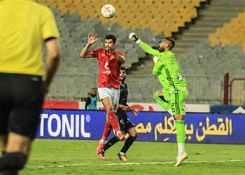 أحمد الشناوي يكشف سبب استبداله في مباراة الأهلي وبيراميدز ويؤكد نسعى للفوز بكأس مصر