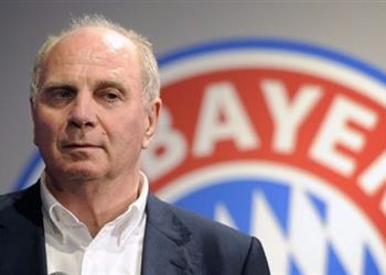 بعد 40 عام في الإدارة أوليه هونيس يعلن عدم ترشحه من جديد لرئاسة بايرن ميونخ