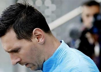 ميسي يواصل الغياب عن تدريبات برشلونة وشكوك حول م شاركته أمام ريال بيتيس
