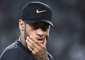 إصابة ديمبلي تضع برشلونة في مأزق لضم نيمار من باريس سان جيرمان