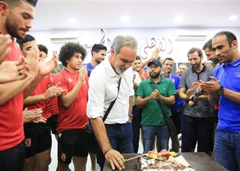 صور الأهلي يكرم لاسارتي في ظهوره الأخير بالتتش وسيد عبد الحفيظ يوجه رسالة الوداع