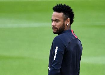 100 مليون يورو ولاعبين موندو ديبورتيفو تكشف طلبات باريس سان جيرمان من برشلونة لبيع نيمار
