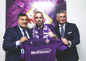 فيورنتينا يعلن تعاقده مع فرانك ريبري في صفقة انتقال حر