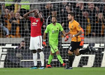 تويتر مستعد للتعاون مع مانشستر يونايتد ضد العنصرية