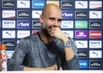 جوارديولا ي علن غياب مدافع مانشستر سيتي عن مباراة بورنموث وينهال بالمديح على ديفيد سيلفا