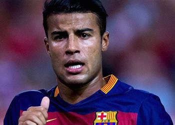 هل يتعاقد ميلان مع لاعب برشلونة المدير العام يجيب