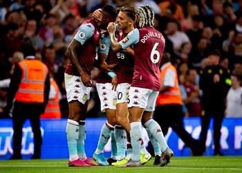 فيديو بمشاركة تريزيجيه أستون فيلا يتخطى إيفرتون بثنائية ويحقق أولى انتصاراته في البريميرليج