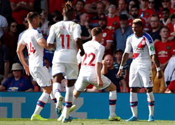 عقب خسارتهم ضد كريستال بالاس تشيلسي يرد السخرية لمانشستر يونايتد