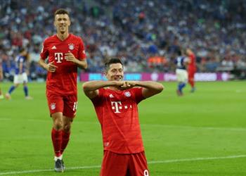 فيديو ليفاندوفسكي يقود بايرن ميونيخ للفوز على شالكه بثلاثية في البوندسليجا