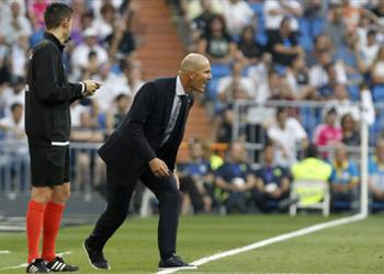 زيدان يعرب عن غضبه بعد التعادل أمام بلد الوليد ويوضح سبب استبدال خاميس