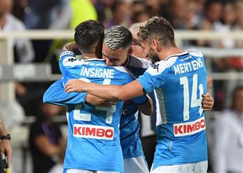 بالفيديو في مباراة مجنونة إنسيني يقود نابولي لفوز صعب على فيورنتينا برباعية