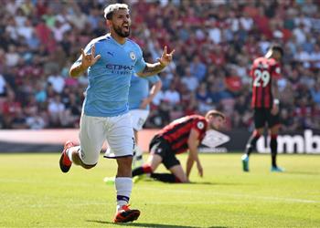 أجويرو فزنا بالرغم من سوء أرضية الملعب