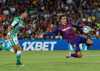 بالفيديو جريزمان يتعادل لبرشلونة أمام بيتيس ويسجل أول أهداف الموسم