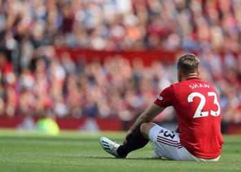 مانشستر يونايتد يتلقى ضربة قوية بشأن لوك شاو