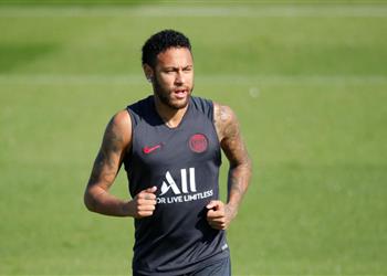لي باريزيان باريس سان جيرمان يناقش عرض جديد لضم نيمار مع وفد برشلونة