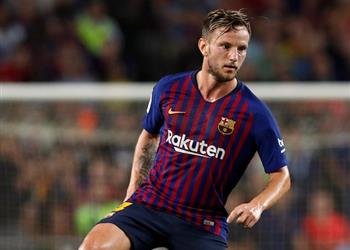 برشلونة يكثف جهوده لبيع راكيتيتش قبل نهاية ميركاتو الصيف