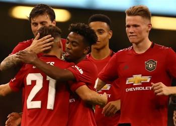 لاعب ليفربول السابق يتوقع مركز مانشستر يونايتد في نهاية الدوري الإنجليزي