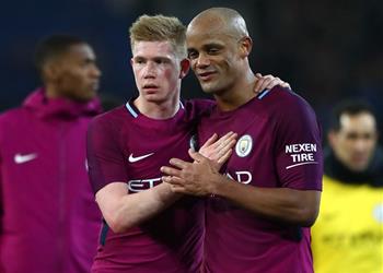 دي بروين يدافع عن كومباني هناك من يتمنى فشله كمدرب