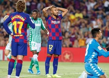 رافينيا يتسبب في أزمة بين مدرب فالنسيا ومالك النادي