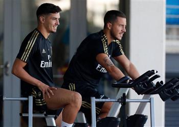 زيدان لا ينوي الم خاطرة بهازارد في مواجهة ريال مدريد وفياريال