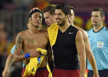 سواريز عودة نيمار يمر بوقت صعب وعلينا تركه يقرر ما يريد