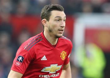 تقارير بارما يتوصل لاتفاق مع مانشستر يونايتد بشأن ضم دارميان