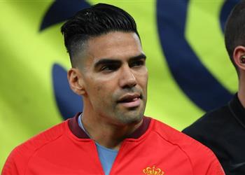 فرانس فوتبول جالطة سراي يتوصل لاتفاق مع فالكاو والكشف الطبي الأحد