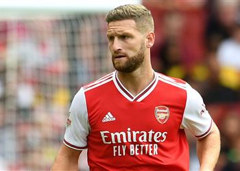 يوفنتوس يفكر في تقديم عرض لضم موستافي اليوم