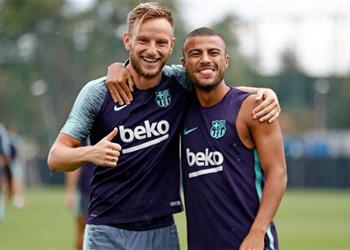 تقارير برشلونة يقرر استمرار رافينيا وراكيتيتش